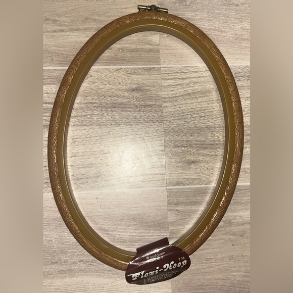 Michaels Flexi-Hoop Embroidery Hoops - Set of 4 - Picture 8 of 9